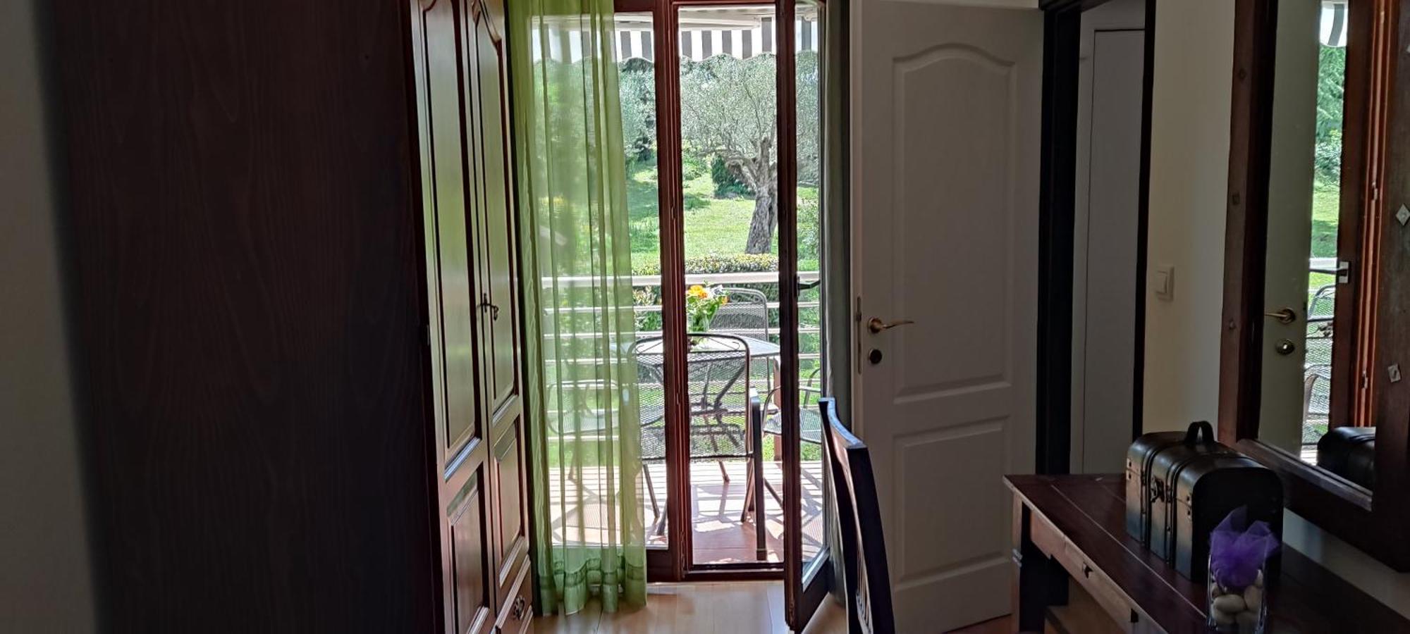 Apartma Rosa 1 *